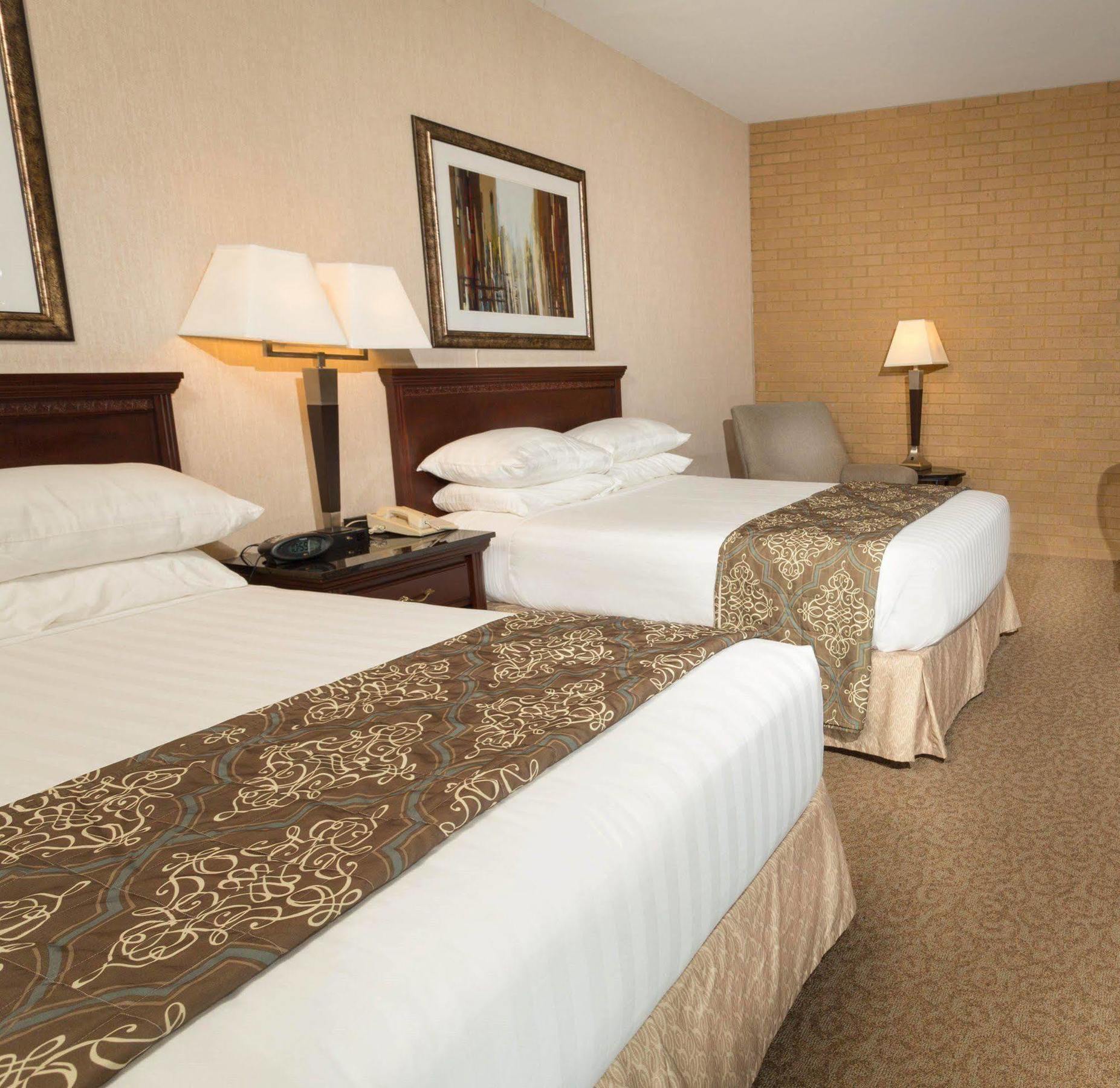 Drury Inn & Suites Louisville East Exteriér fotografie